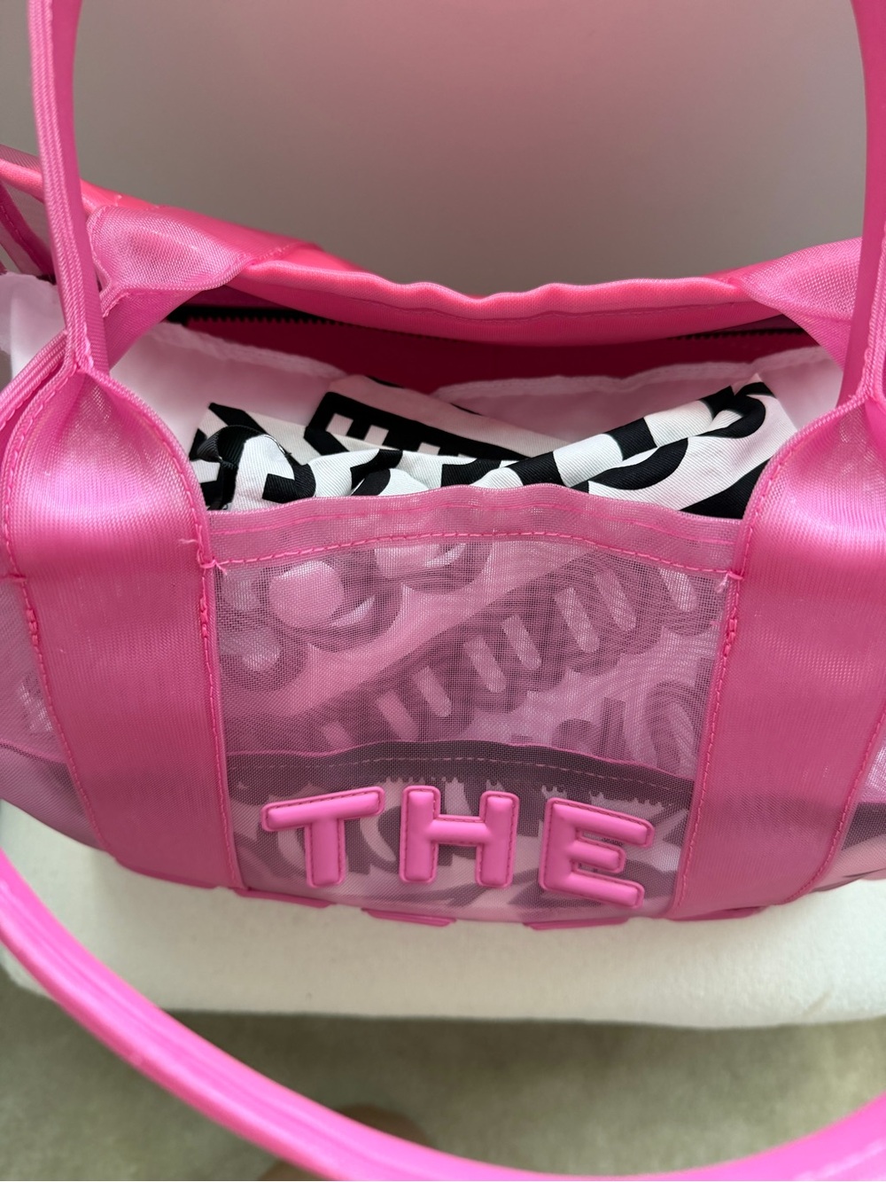 Marc Jacobs Pink Transparent 'The Tote Bag' - Picture 11 of 11